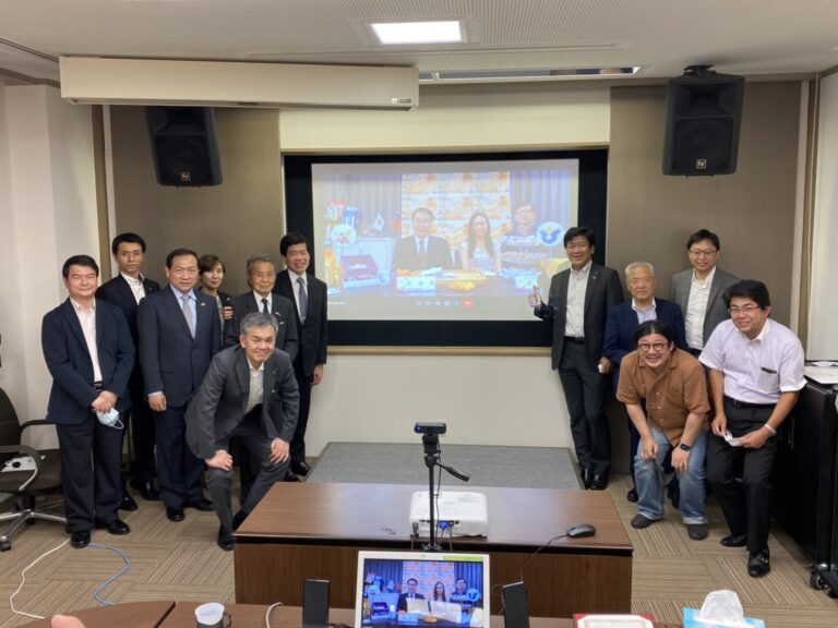 台南市と平戸市がオンライン会議