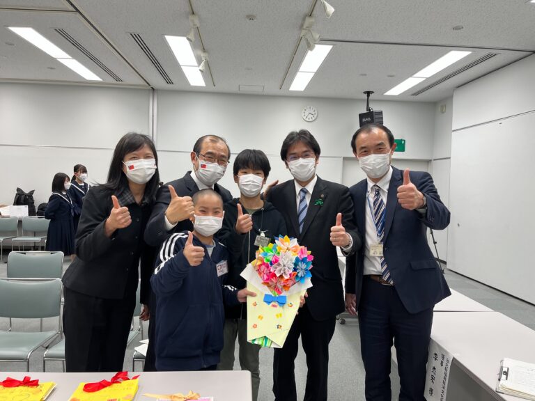 マスク寄贈のお礼に「感謝の気持ちを伝える会」～古賀市の小中学生ら企画