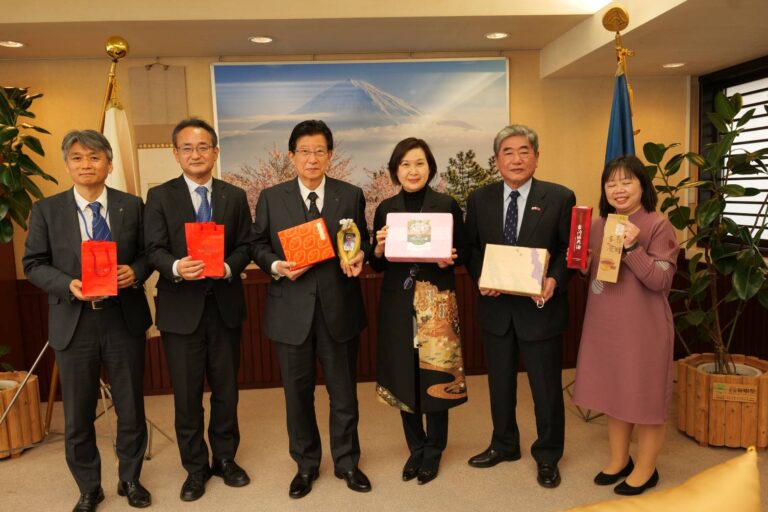 橫濱辦事處處長張淑玲訪靜岡　與靜岡知事等政要交流