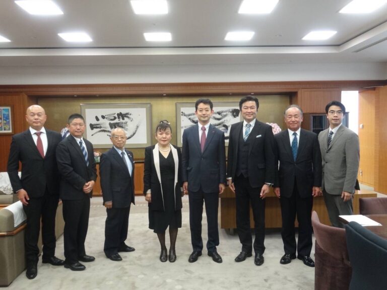 千葉県中華総会濱田会長ら一行が熊谷千葉県知事を表敬訪問