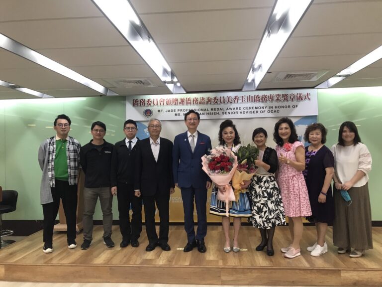謝美香熱心僑務推廣台日友好　獲僑委會頒玉山僑務獎章