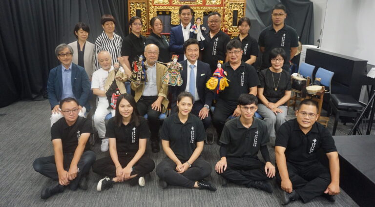台灣布袋戲特展登場　首度與日本木偶劇跨文化演出