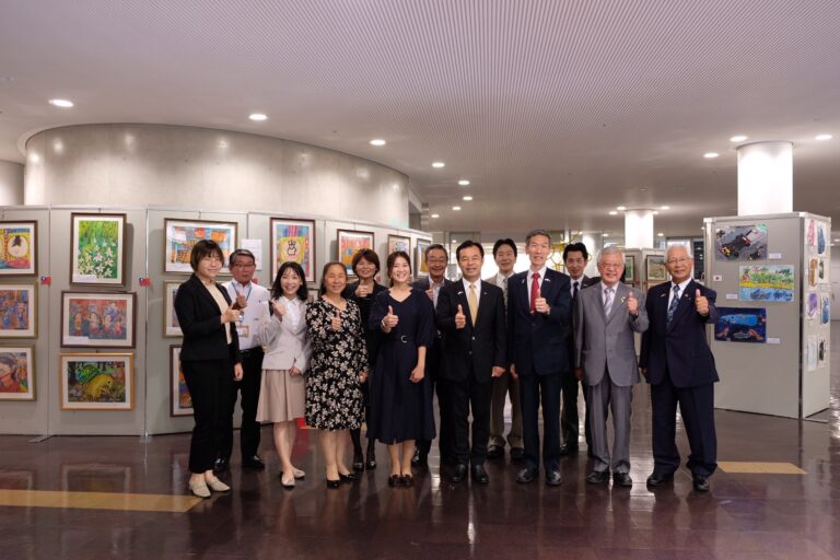 和泉市　日本・台湾子ども絵画展