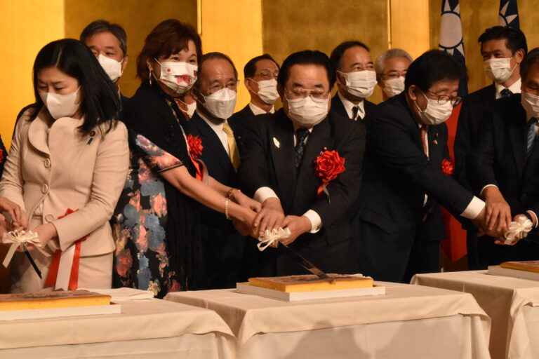 橫濱辦事處辦國慶酒會 嘉賓齊聚歡慶民國生日