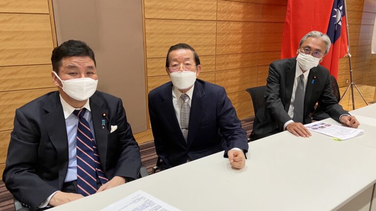 日華懇臨時總會報告訪台心得　及推動日本承認高端疫苗