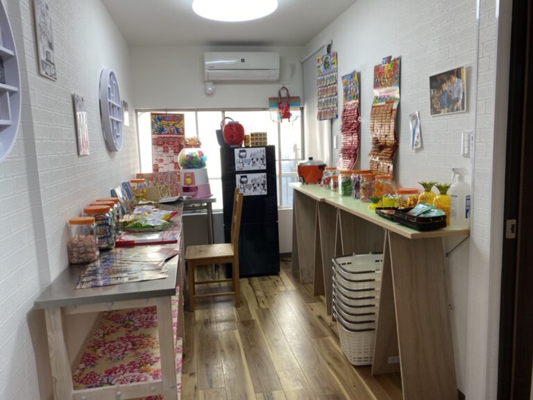 體驗台灣柑仔店的人情味文化！　大阪弁天町台灣華語教室舉辦「用九柑仔店漫畫免費展示會」
