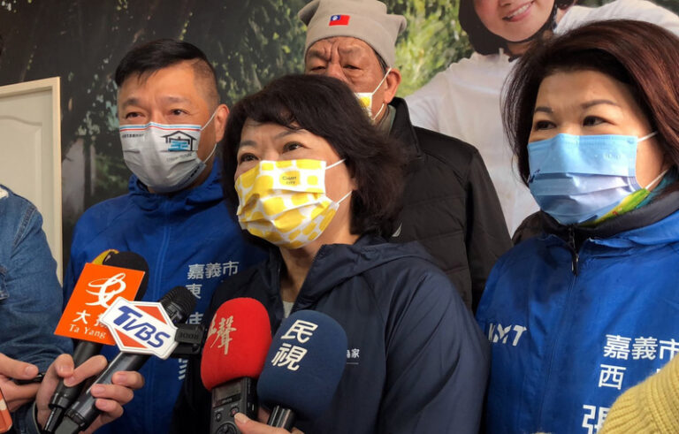 嘉義市長選、現職が再選