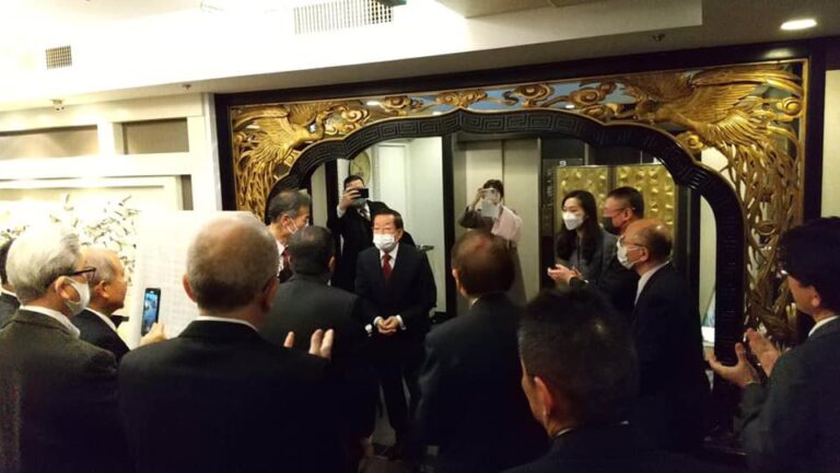 大阪中華總會新年會 謝大使妙語不斷逗樂嘉賓