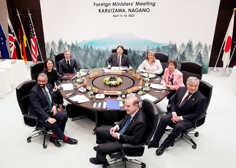 G7外相会合　共同声明で「台湾海峡の平和と安定は重要」
