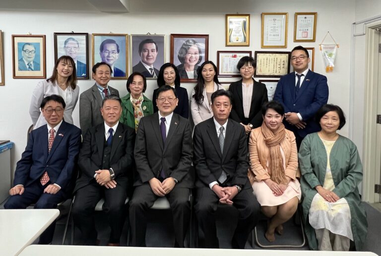 京都華僑總會辦慶祝餐會　歡迎洪英傑處長抵任