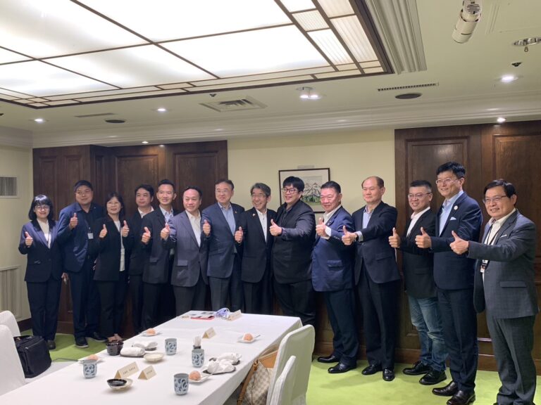 花蓮市組團回訪釧路市　感謝粘信士處長牽線並與蝦名大也市長交流