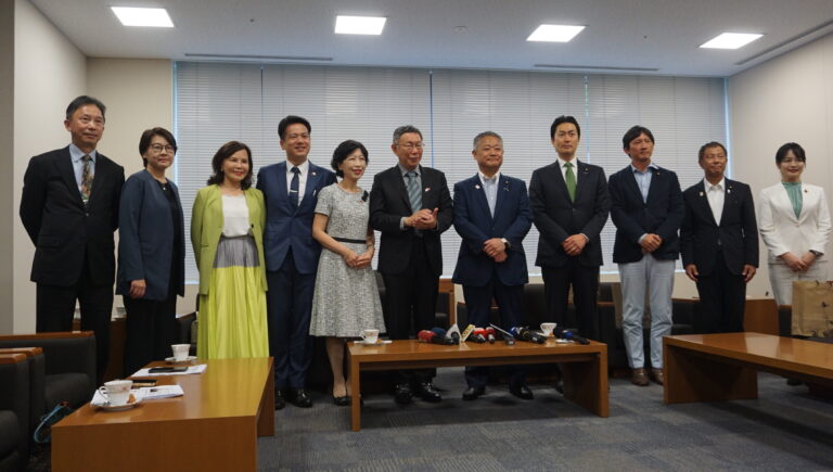 柯文哲訪日本維新會代表馬場伸幸　談及兩黨發展史相像