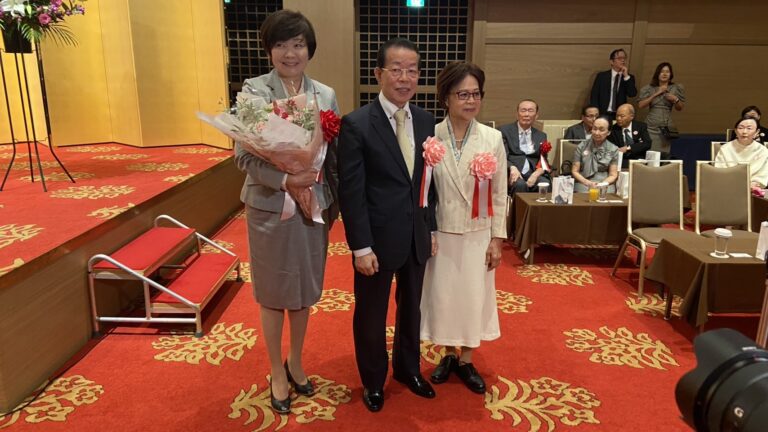 駐日代表處國慶酒會　200位國會議員、超過千人出席
