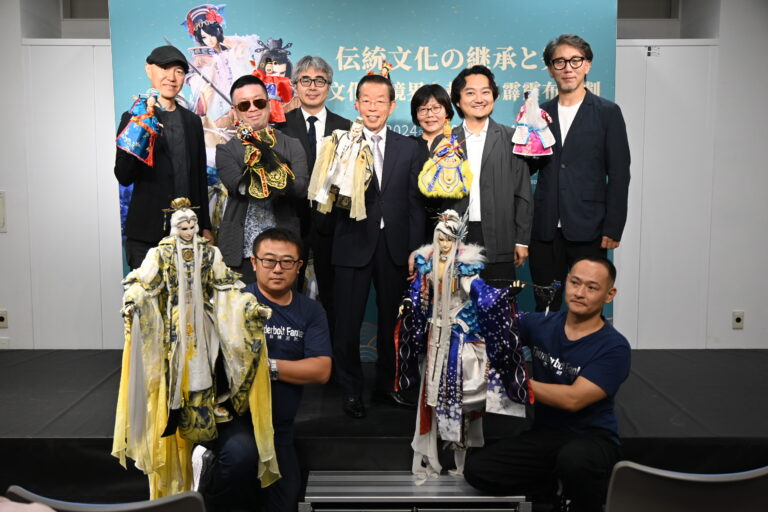 「傳承與創新—霹靂布袋戲跨界IP展」東京盛大登場霹靂與寶塚聯手展出