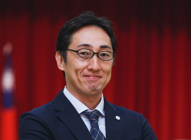 台湾政務顧問に日本人就任