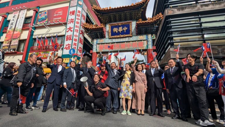 橫濱華僑各界中華街遊行　歡慶中華民國113年國慶