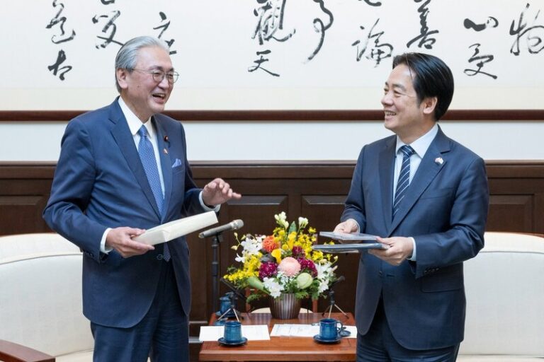 頼総統が日華懇議員に感謝　国籍欄に台湾表記実現で
