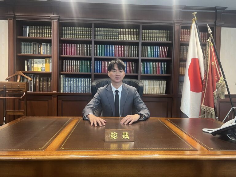 台湾議員の総裁室記念撮影に批判の声　「伝統的な来訪慣行」と説明