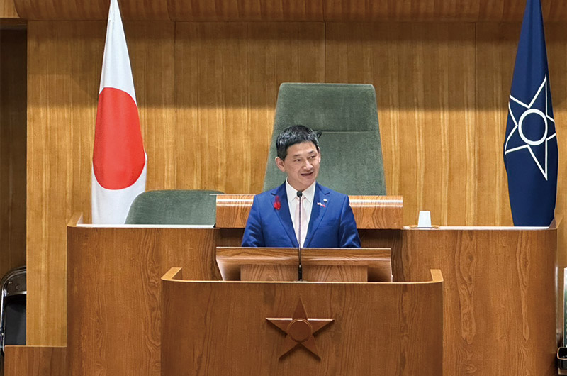 釧路鶴間市長