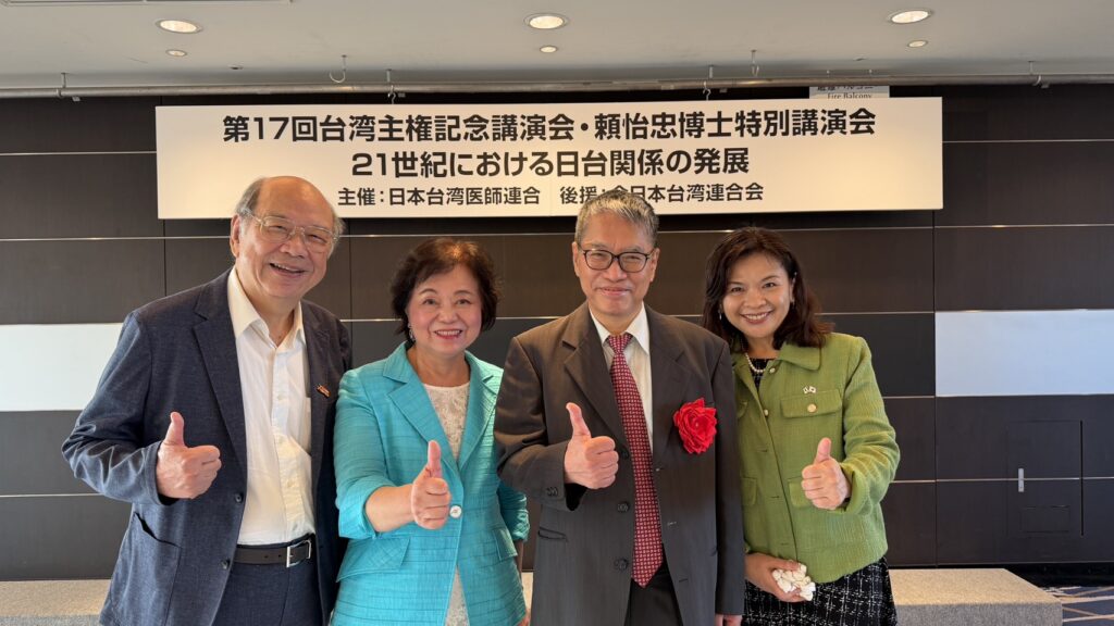 左2蕭悧悧僑務委員會/右1劉夏如組長
