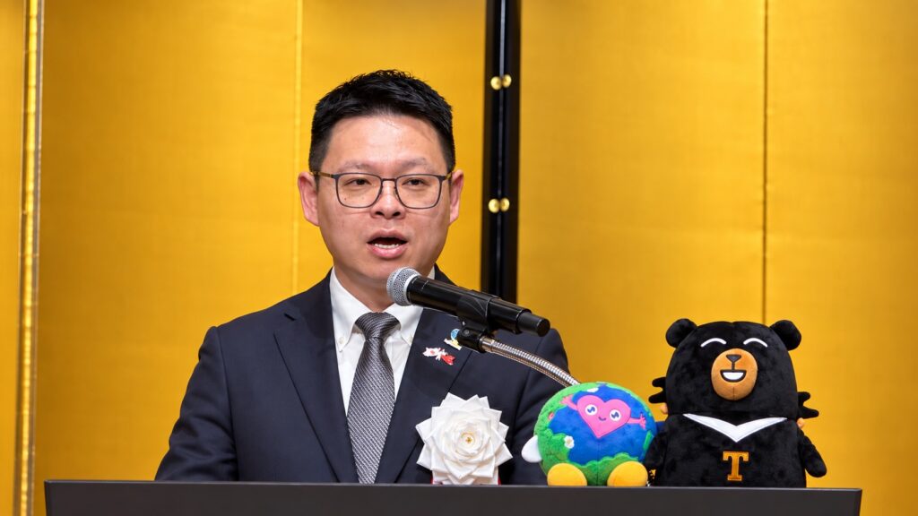 横浜分処処長蘇岳璽